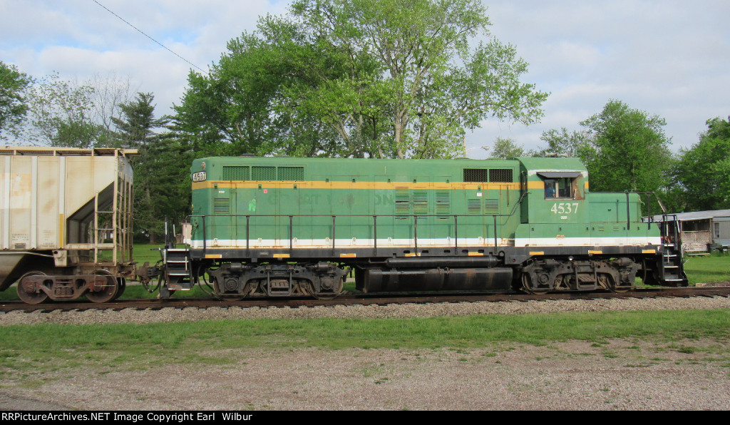 Ohio South Central Railroad (OSCR) 4537